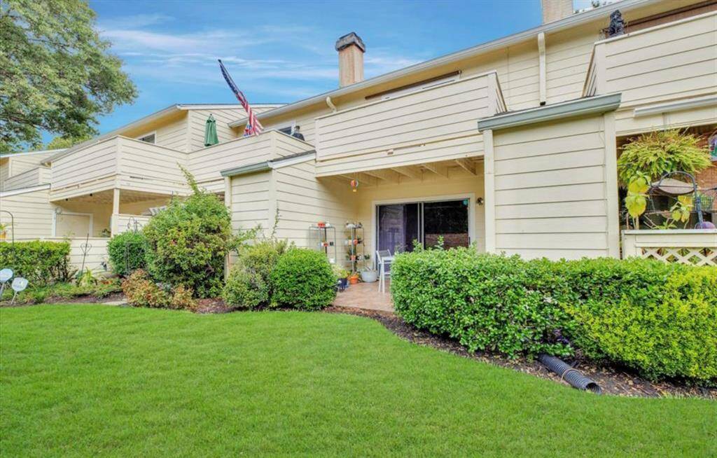 You do not want to miss seeing this impeccably kept 2BR 2.5 bath condominium within the wonderfully maintained gated community Trophy Club Condominiums! Come tour this gem!
