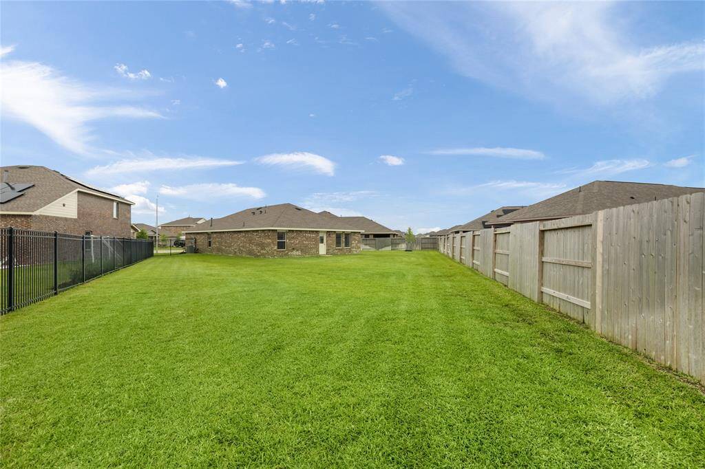 Tons of room for grilling, relaxing or gardening.