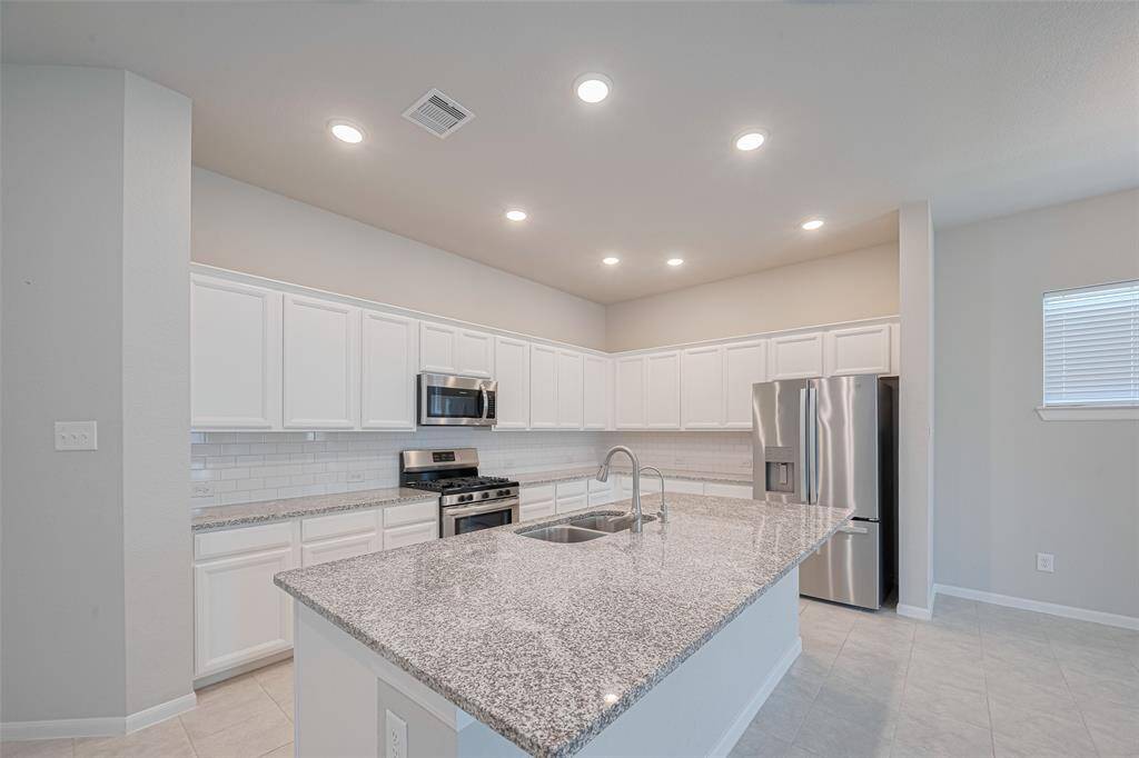 Another view of the kitchen.