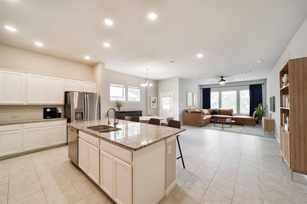 Functional open concept living space! A great layout for entertaining.