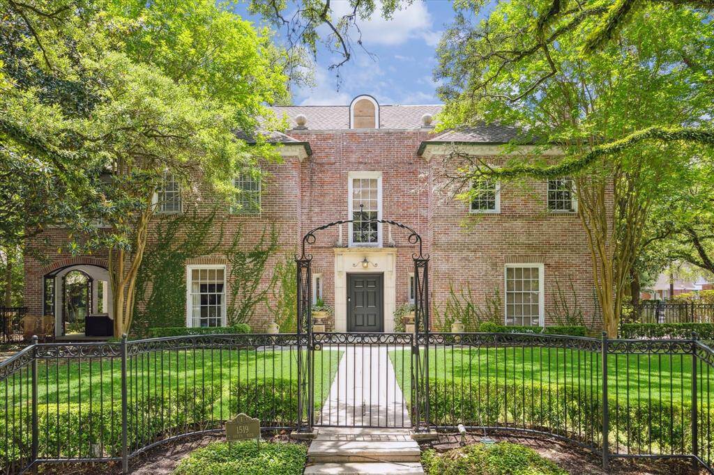 The Leeland/Anderson home on South Blvd. is a magnificent, architecturally significant home on beautifully landscaped grounds designed by renowned architect Hiram Salisbury in 1938*. The lot is 19,207* sf. and the home approximately 6,163* sf. You will love the Classic style with attention to detail, beautiful gardens on one of the most beautiful tree-lined boulevards in Houston.