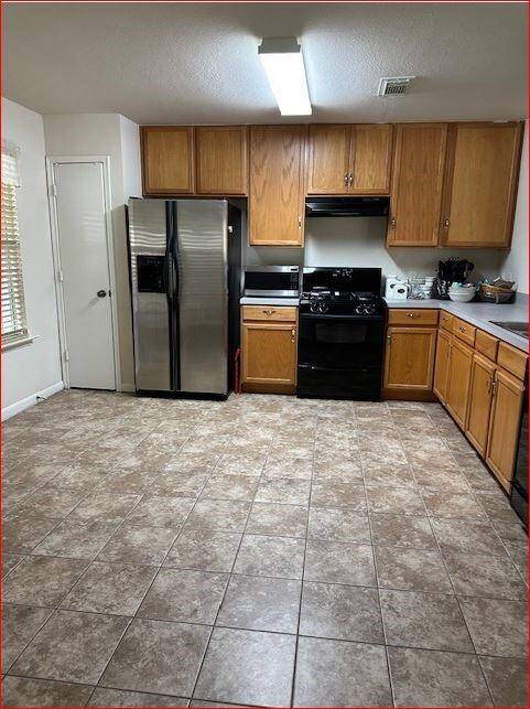 Kitchen pic 3