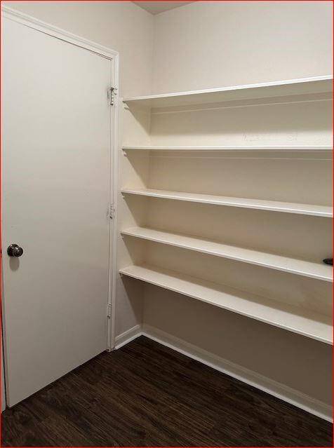 Utility Room pic 2