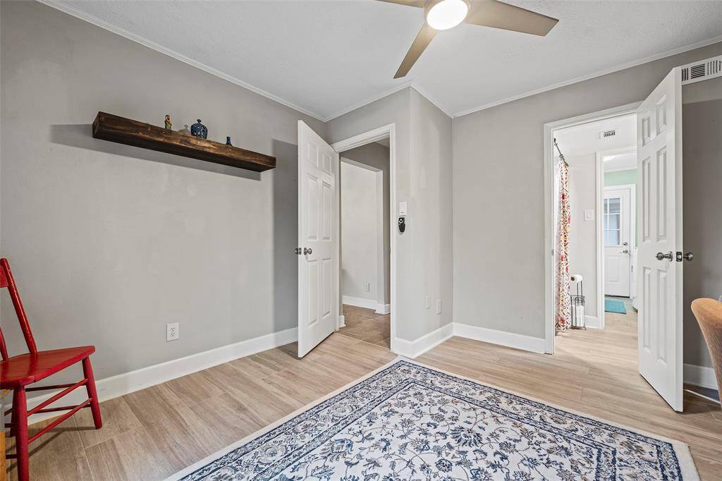 ...it could also be a downstairs bedroom.