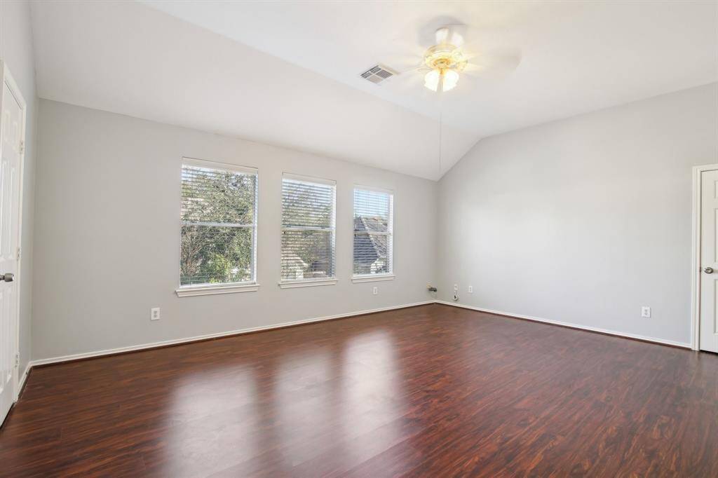 Secondary room.