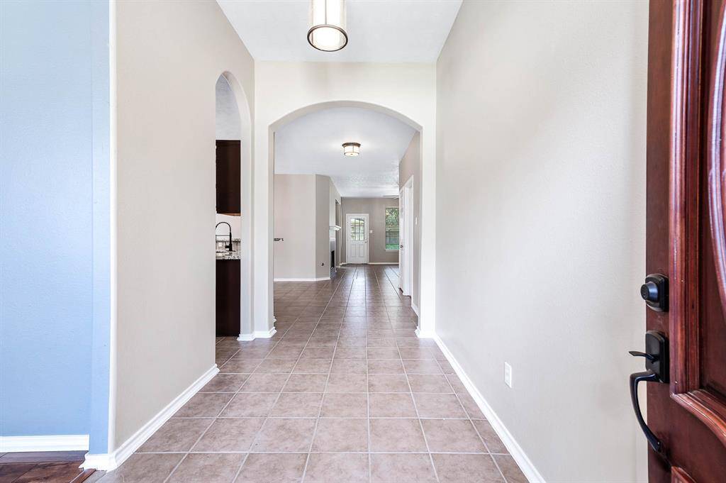 Step into a welcoming open foyer!