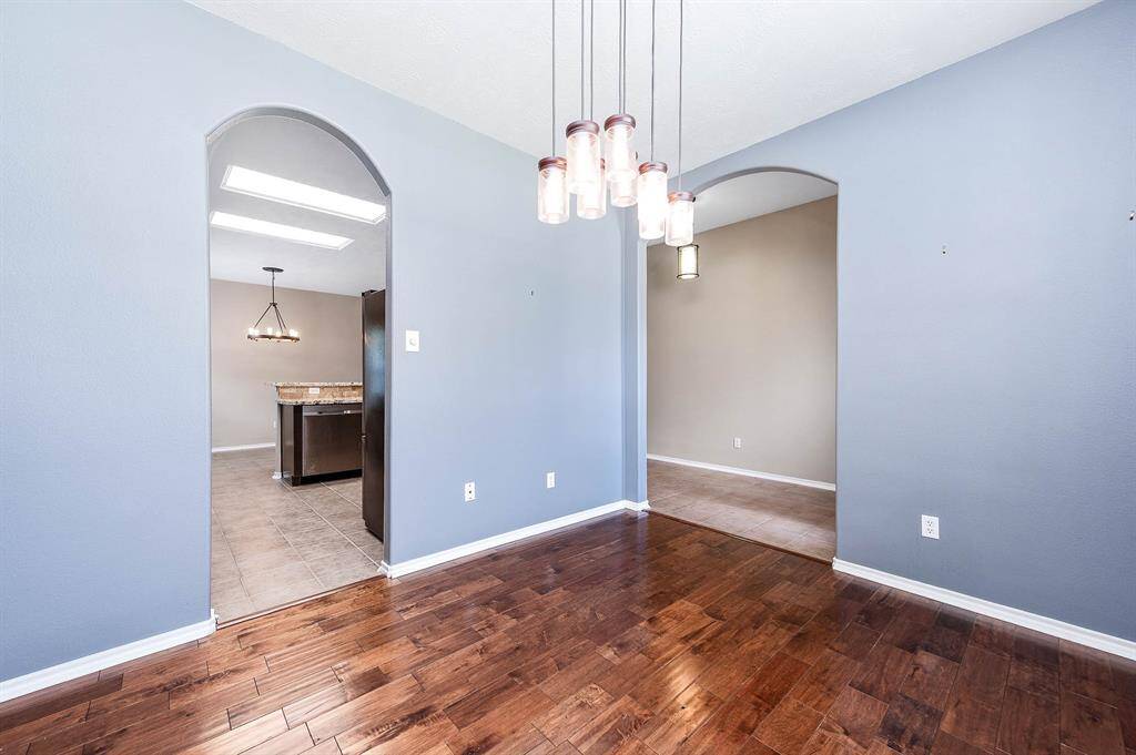 Easy access from the dining room to the kitchen for convenience and connection!