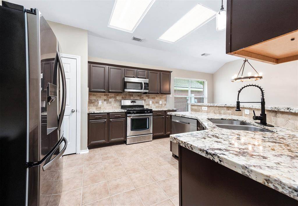 Open kitchen perfect for everyday living and entertaining.