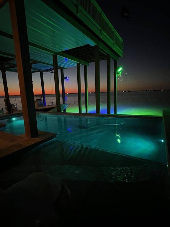 Underwater lights for the fisherman