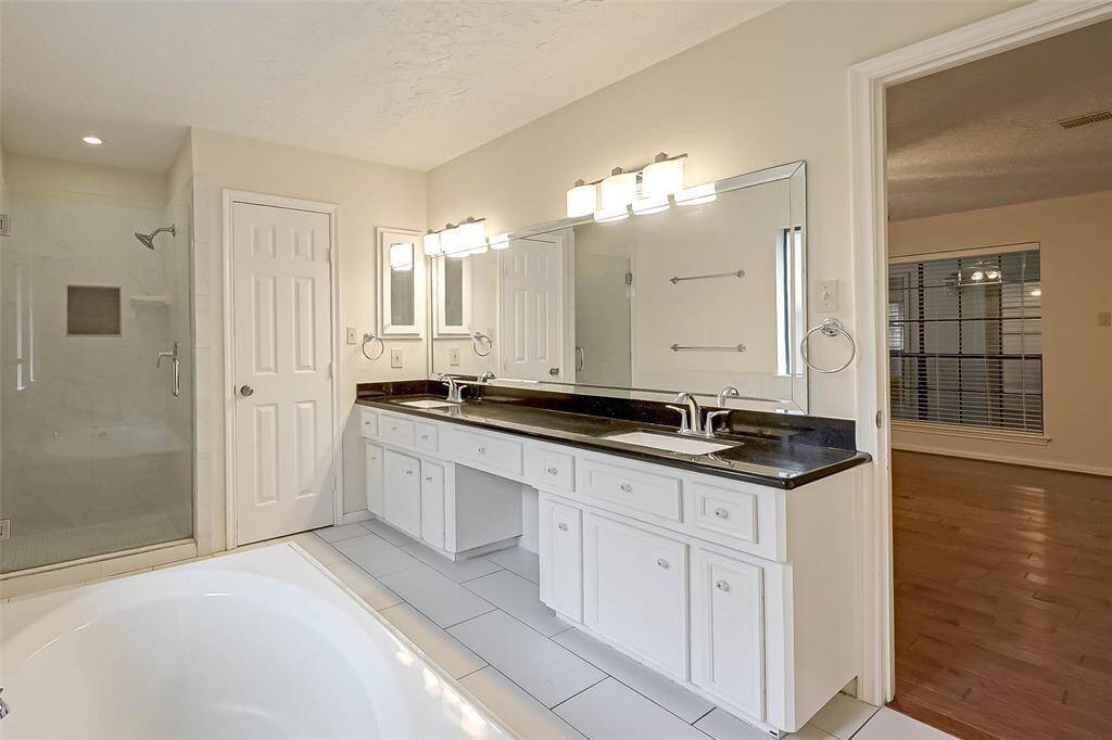 master bath with double sinks