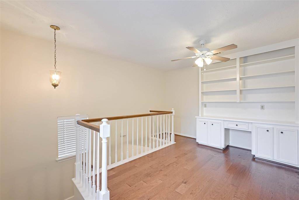 upstairs game/study area