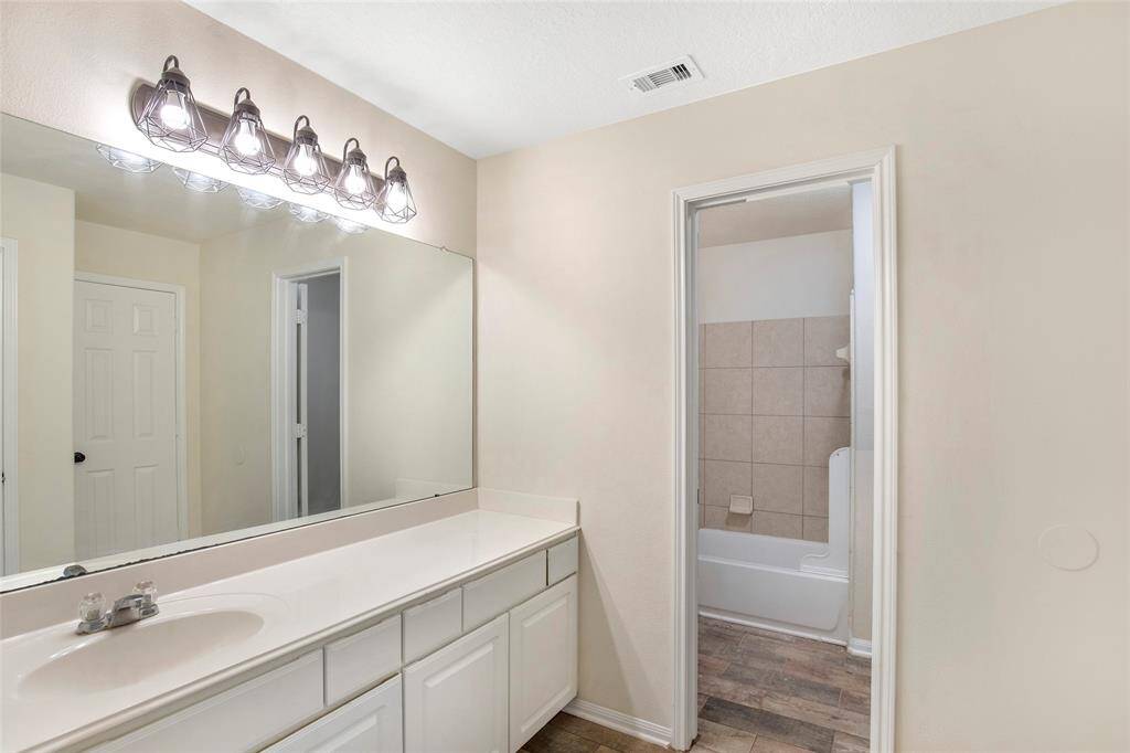Bathroom Upstairs