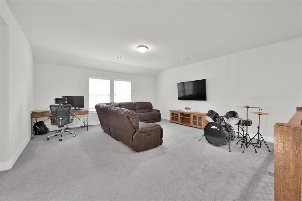 Game room upstairs