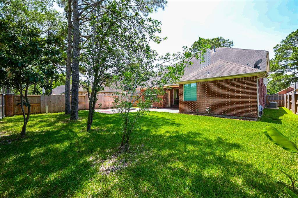 Come make this your next home.  Vacant and ready for immediate move-in!!