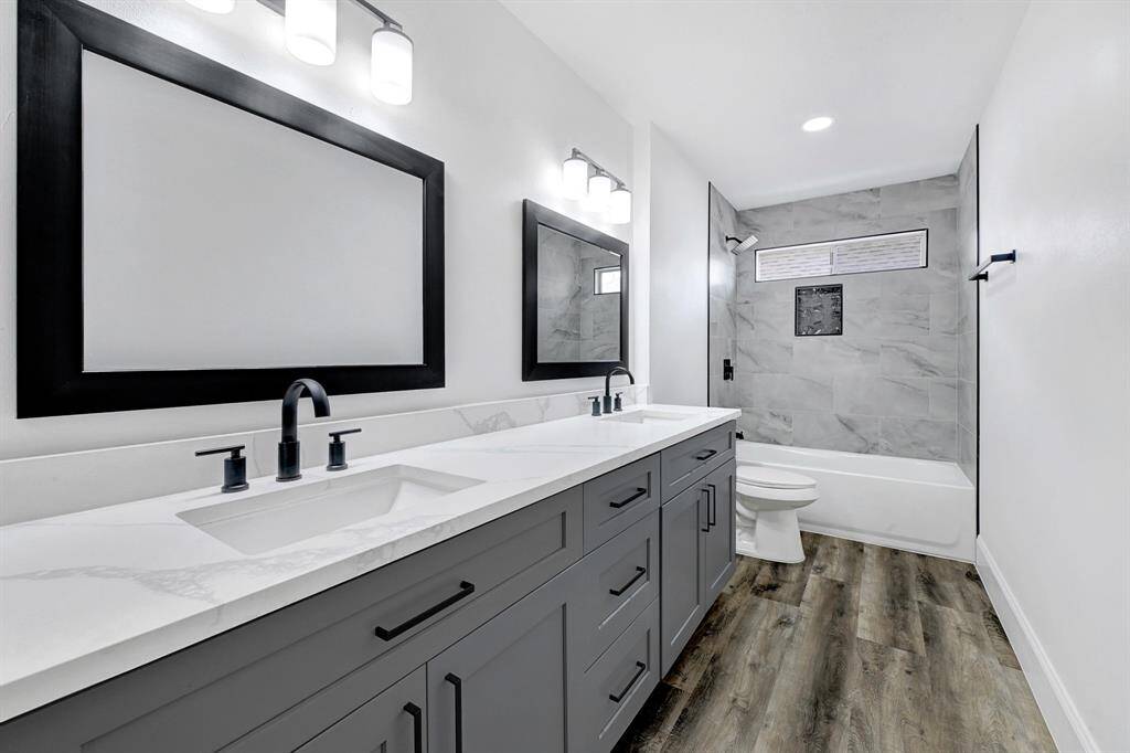 Upstairs Bathroom
