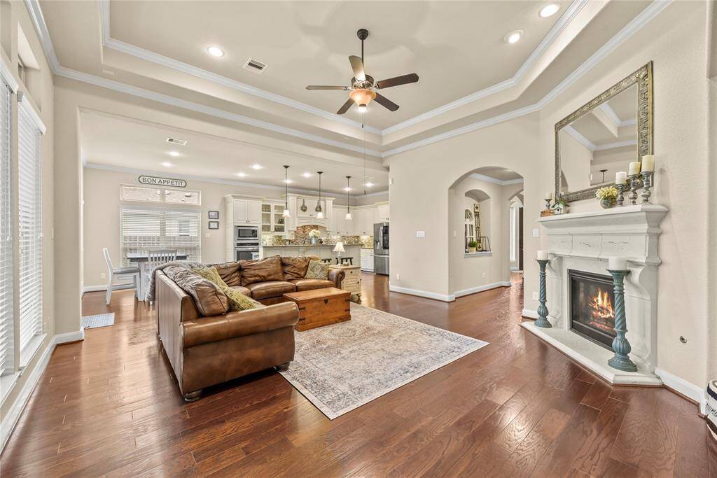 Gorgeous wood floors