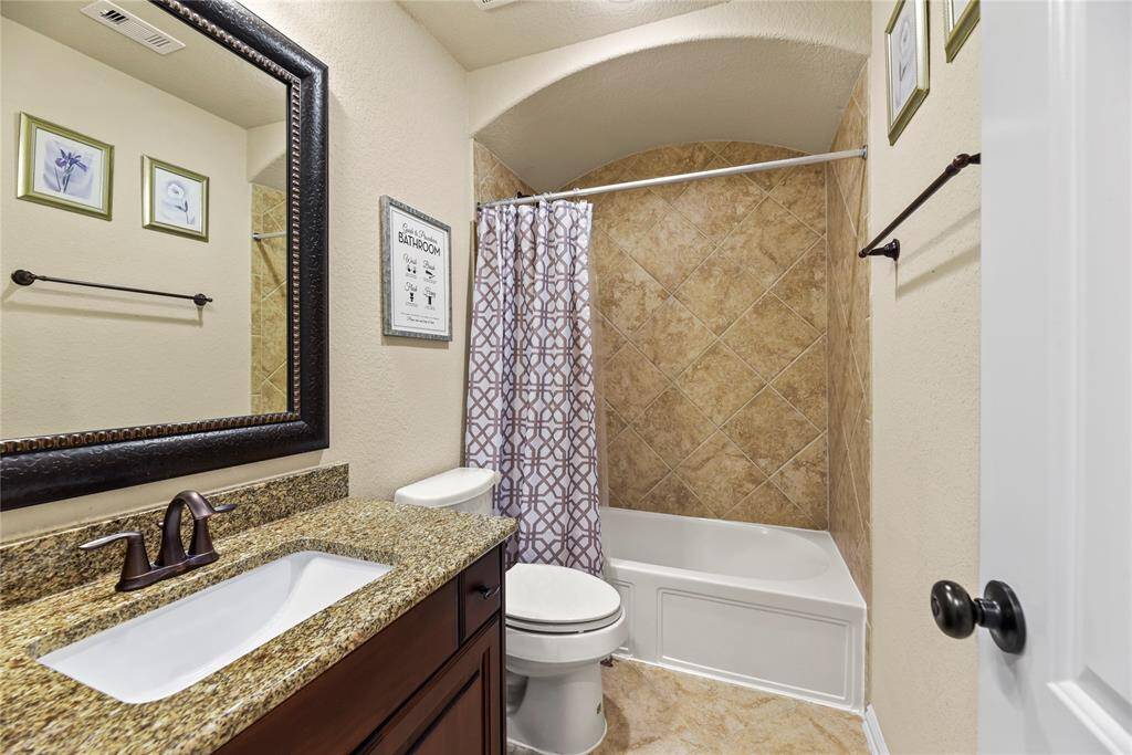 Bedroom 4 bathroom
