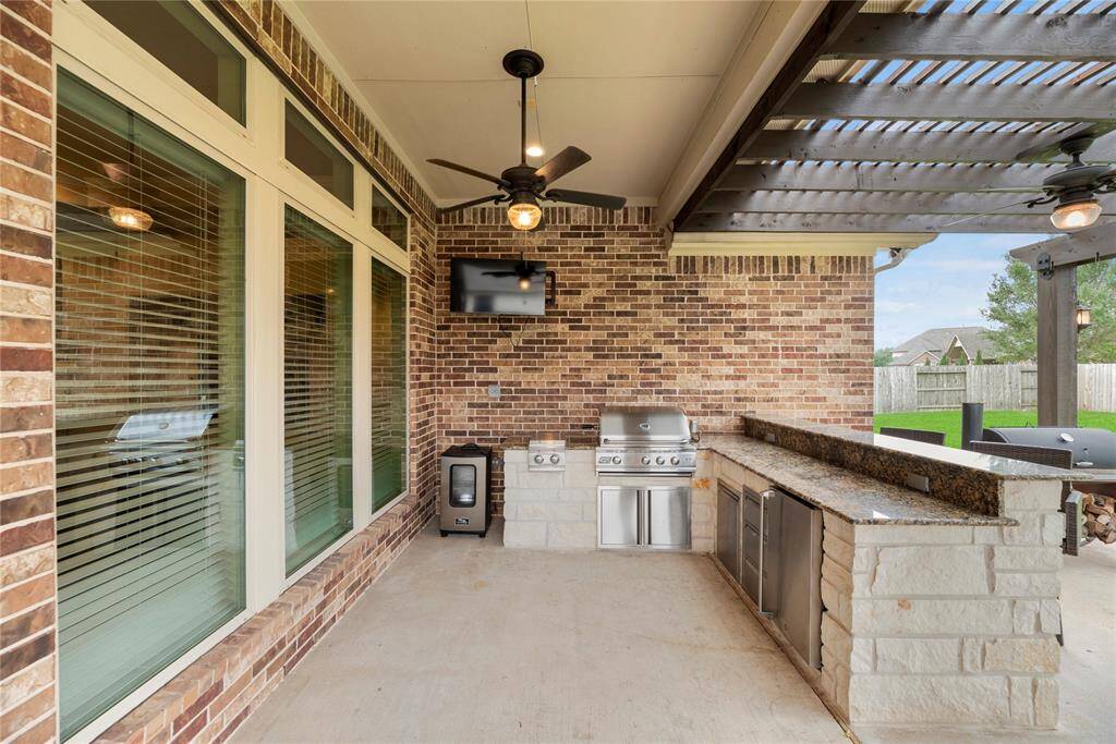 Custom outdoor kitchen