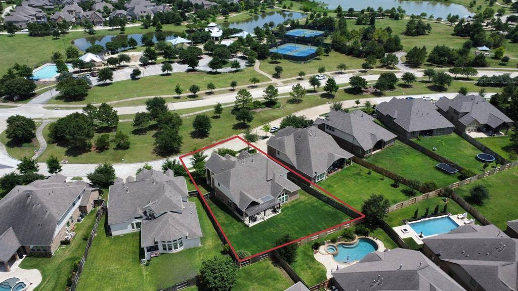 Aerial view showing Lakeland Park across the street.