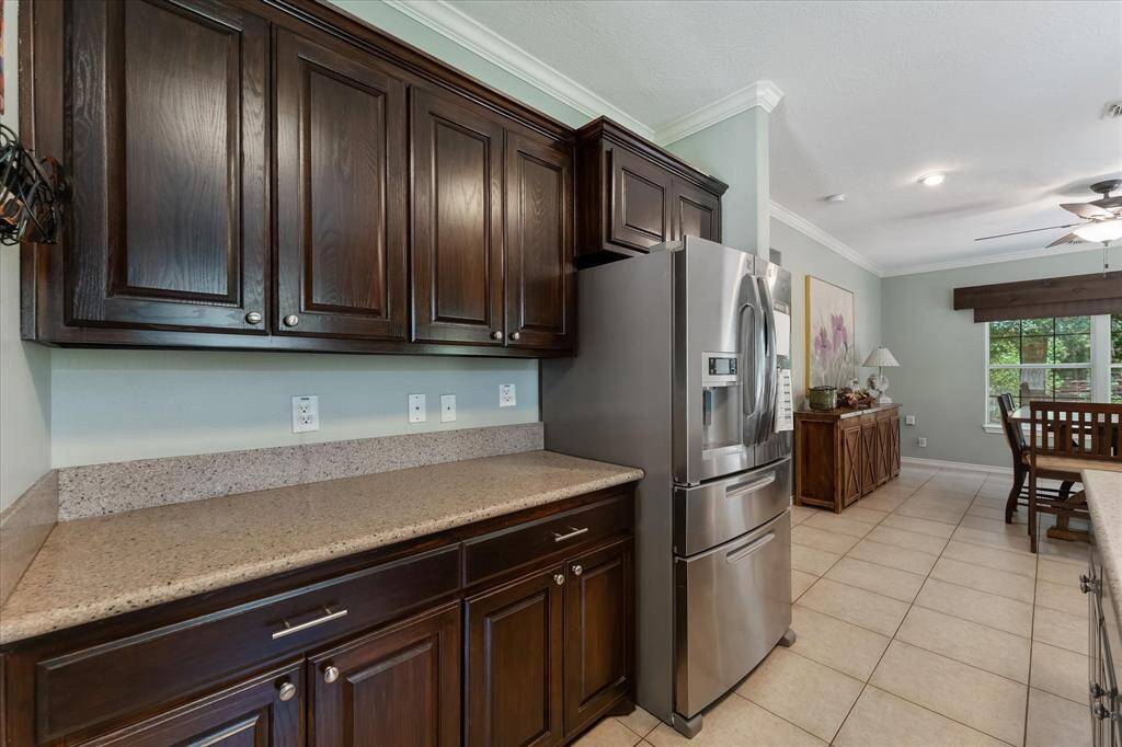 Fridge stays with home!