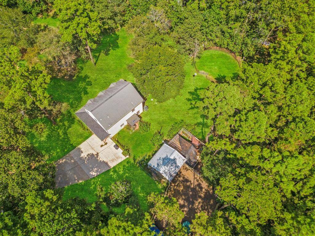 Aerial view of this gorgeous property!