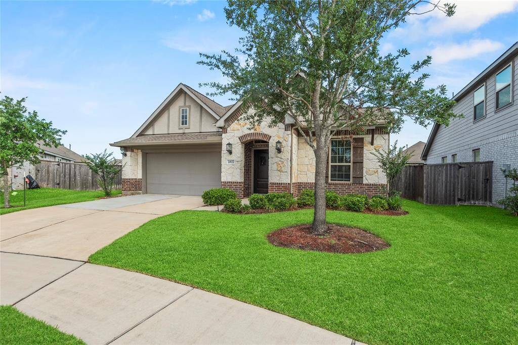 Lovely curb appeal