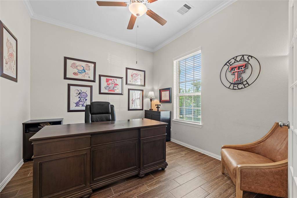 Front entryway