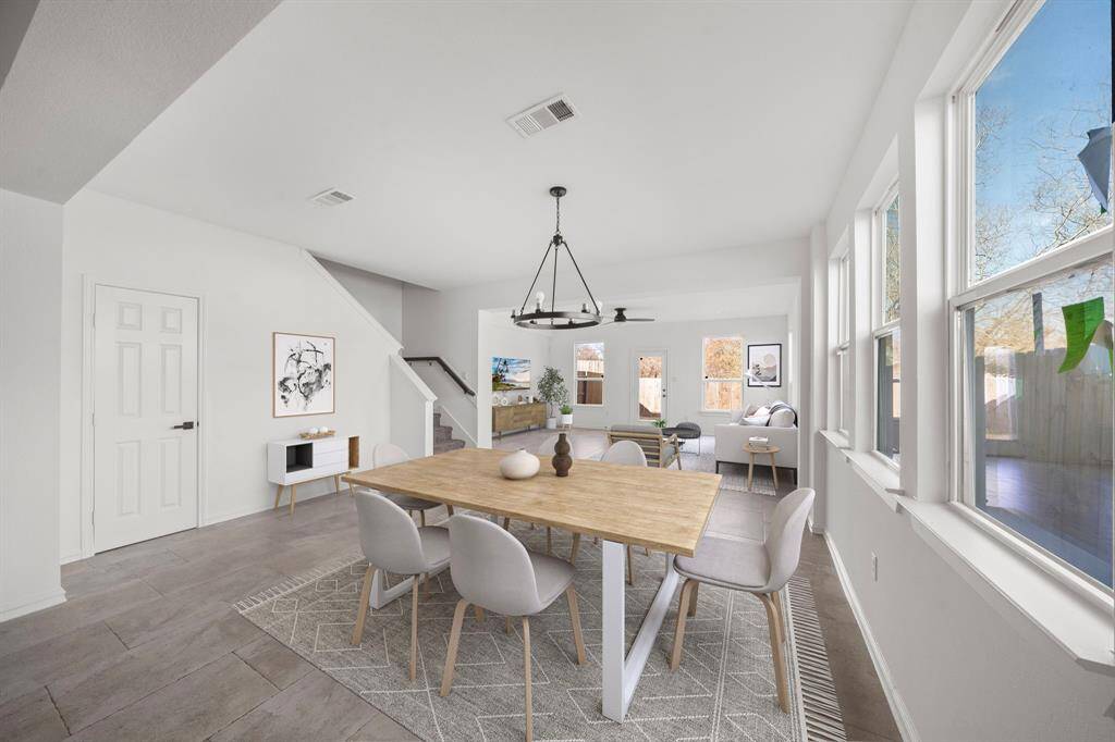 Virtually Staged Dining Area