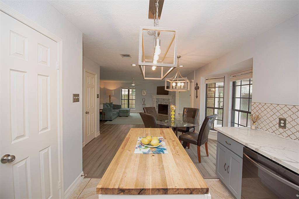 A view of the kitchen which has spacious pantry and open to the casual dining area as well as the family room.