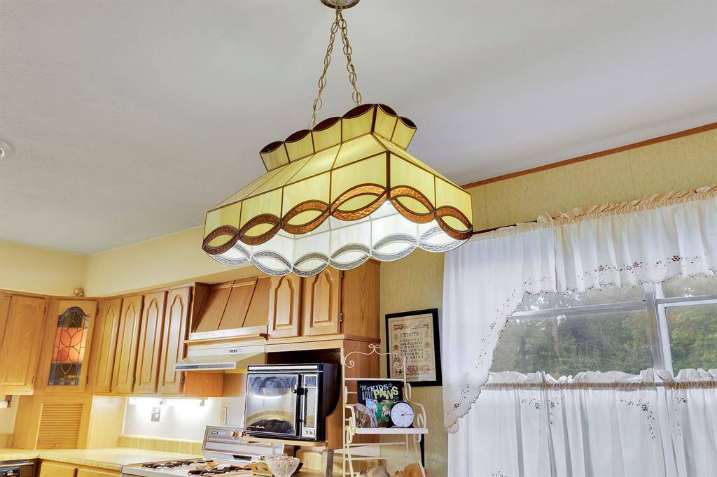 Love this antique chandelier.