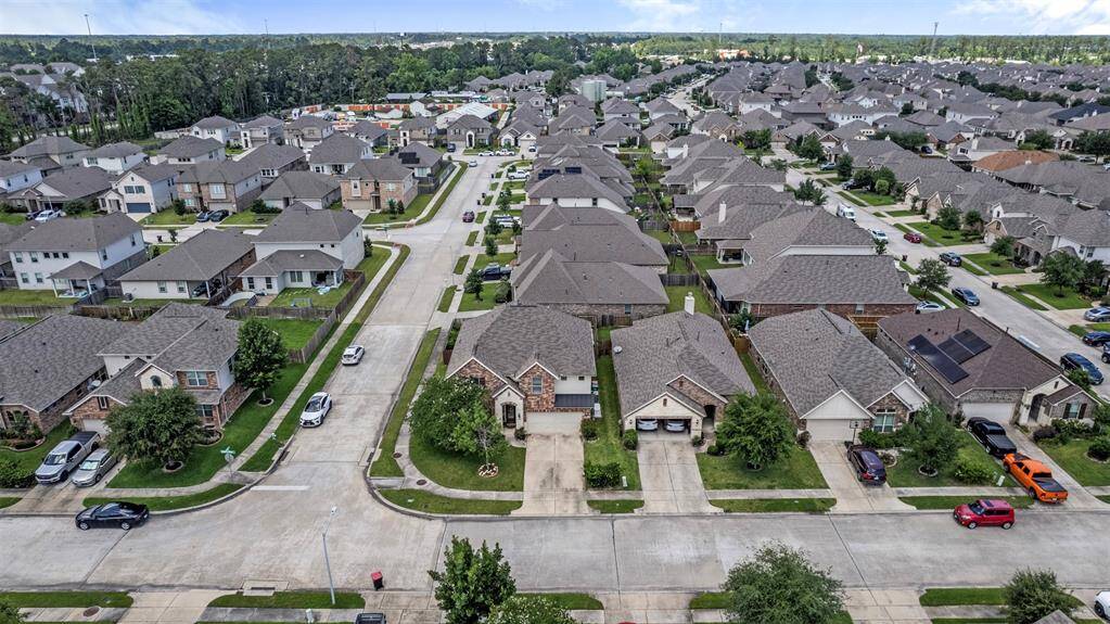 Front aerial elevation view of 21420 Lambeth Ridge Dr.