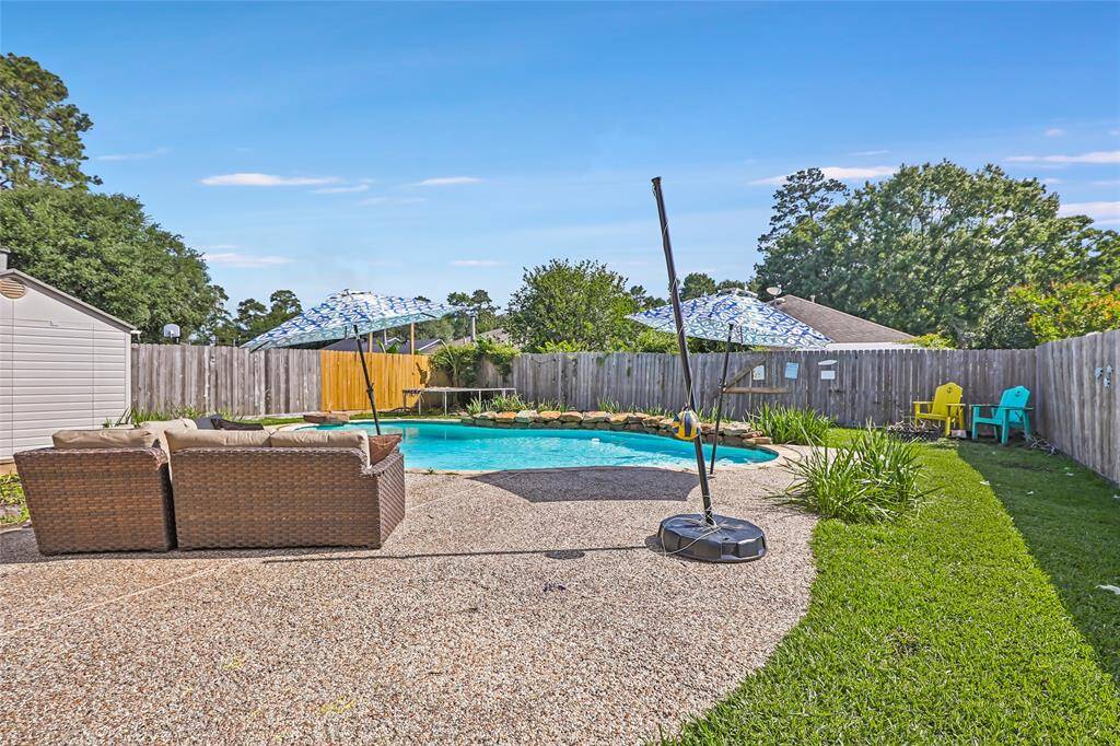 Enjoy This summer with a Pool!