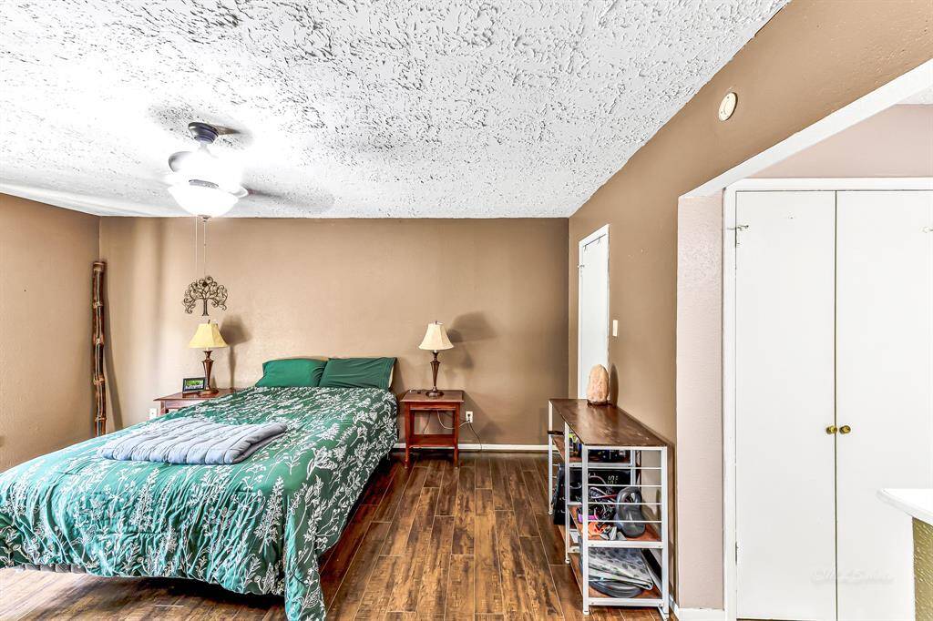 primary bedroom