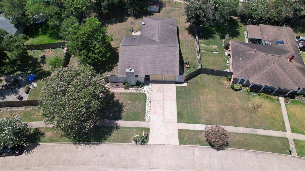 big yard, front, side, and back