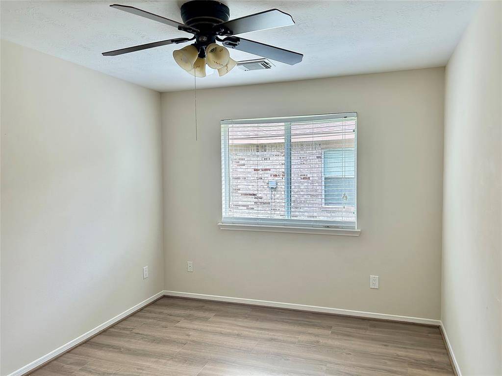 Bedroom 2 with closet