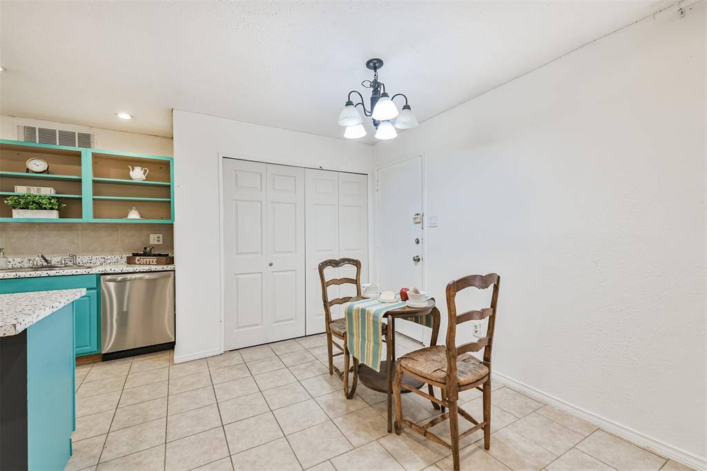 Plenty of space for a larger table and chairs