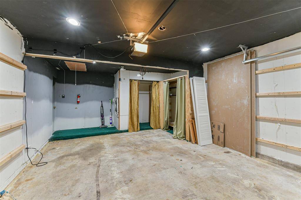 Garage has two nice sized storage closets
