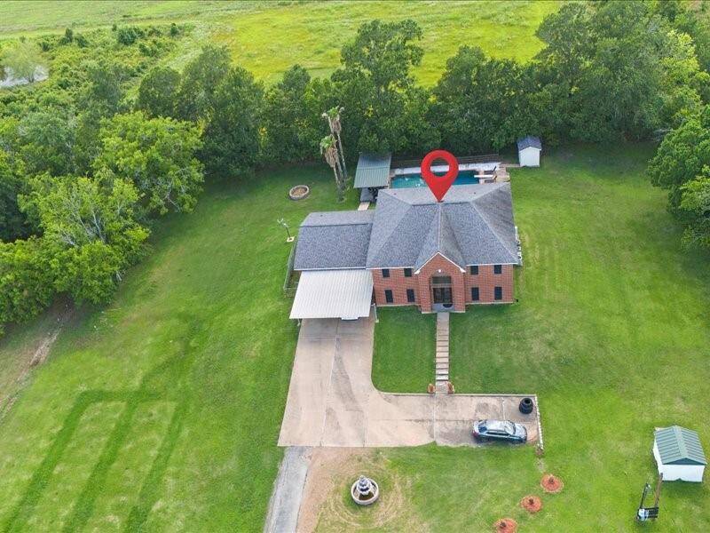 The ideal house for those seeking a blend of comfort and nature.