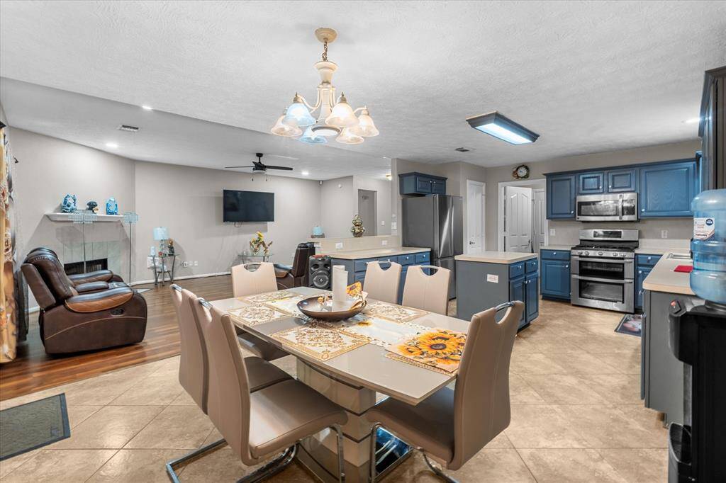 Living room / Dining room Combo. Beautiful open layout