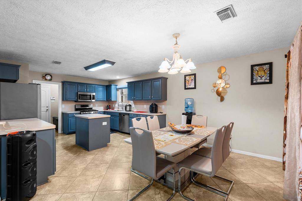 Updated Kitchen / Dining Area