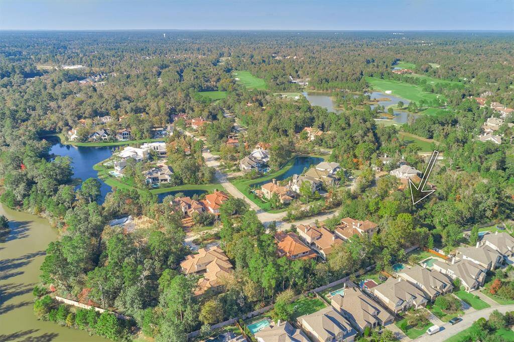 A sanctuary, nestled on two sides of preserve, The Woodlands is unique in its beauty, diversity, convenience and comfort. Recognized as one of the finest clubs in the country by Platinum Clubs of America, The Club at Carlton Woods completely redefines the essence of lifestyle, where camaraderie flourishes and a culture committed to excellence proves anything is possible!