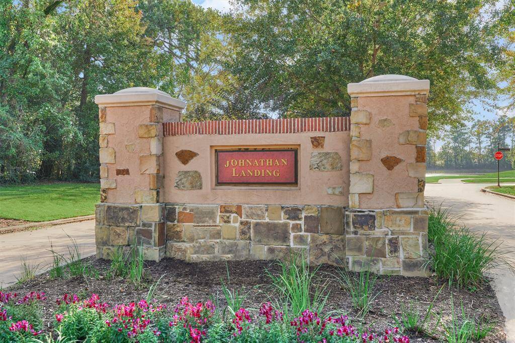 Exquisite new transitional custom build by award winning Matt Powers Custom Homes located in the exclusive private gated community of Carlton Woods Creekside, Johnathan Landing.