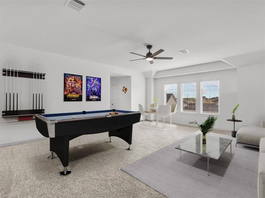 Large upstairs gameroom
