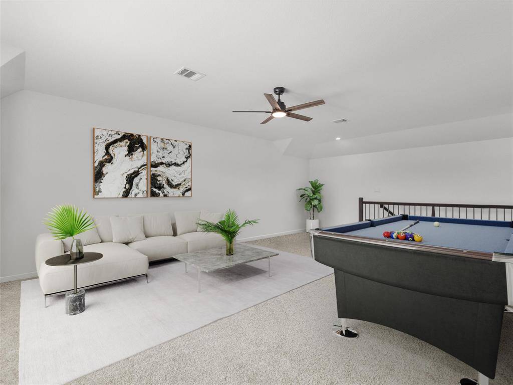 Large upstairs gameroom