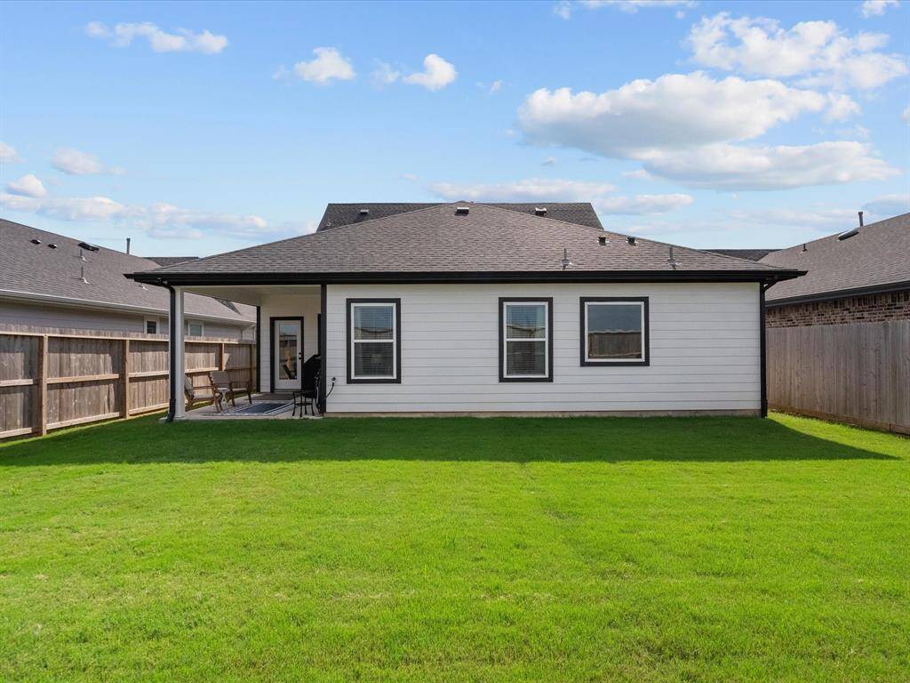 Nice size backyard with no back neighbors