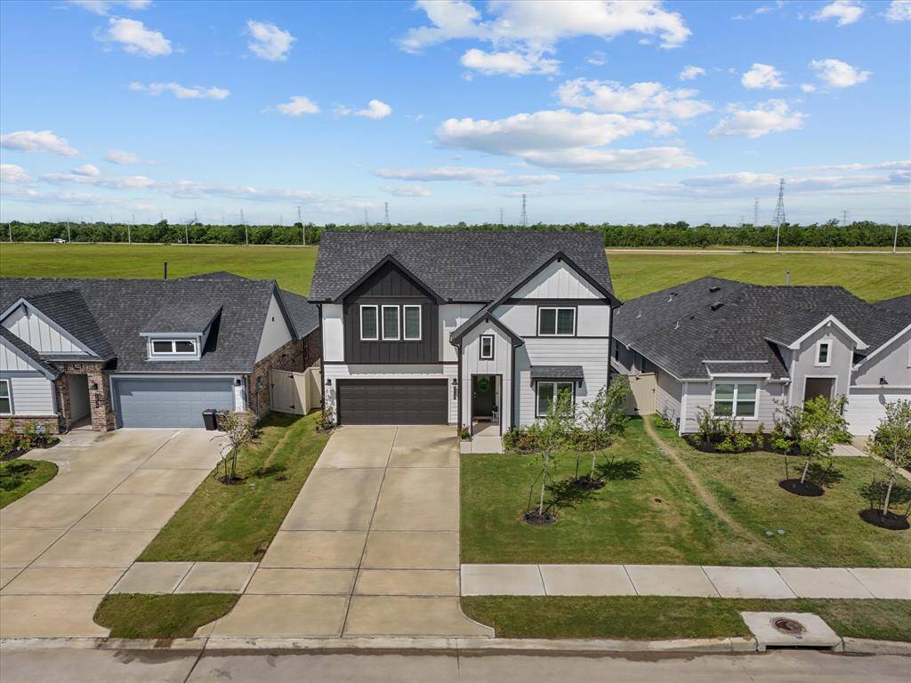 Aerial view of the home Aerial view