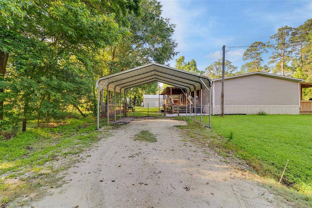 detached carport!