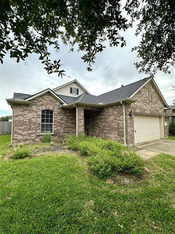 Welcome Home to this 2-car garage 3-bedroom, 2 bath home!