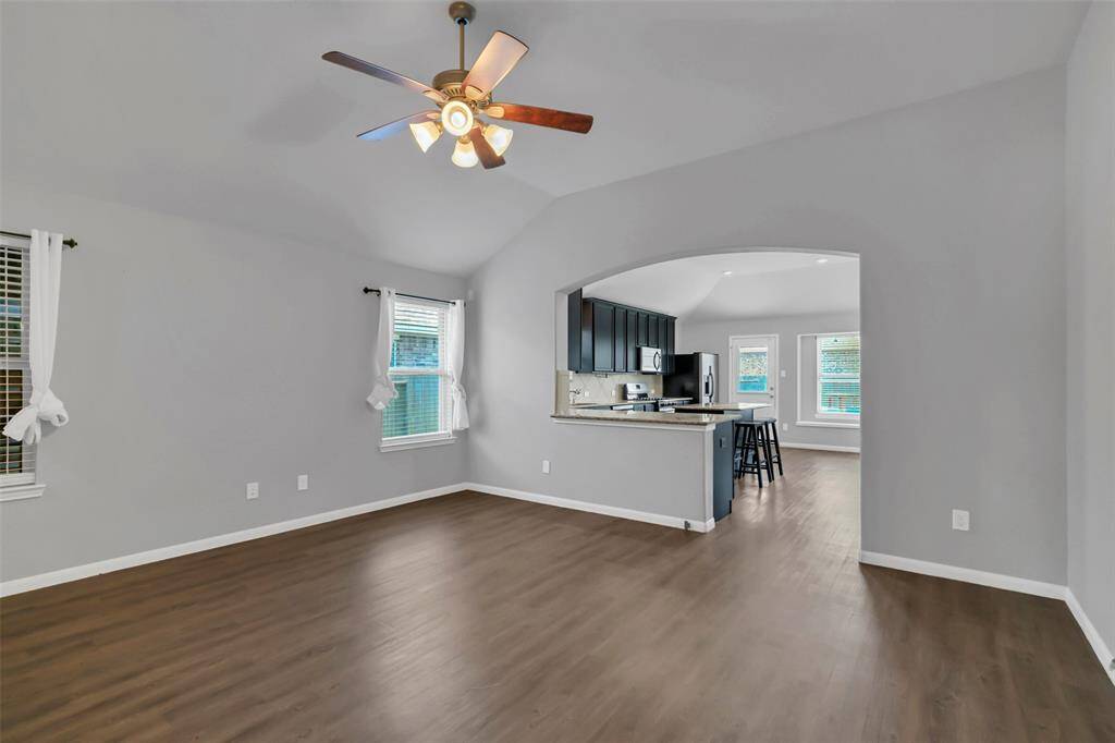 Notice the high ceilings.
