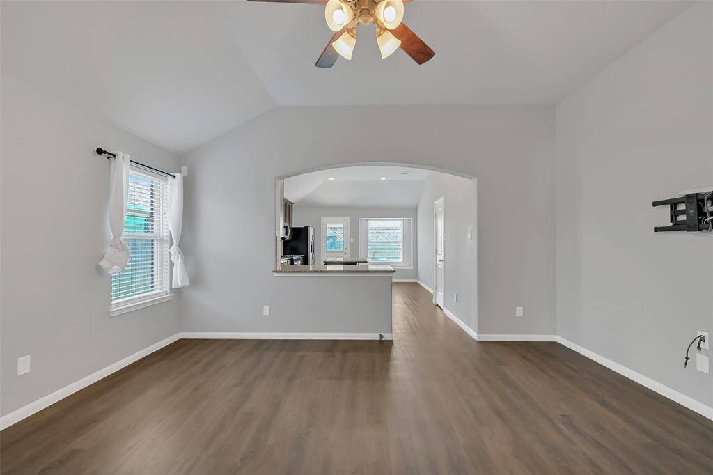 This open floorplan allows for ease of entertaining, making day-to-day life effortless.